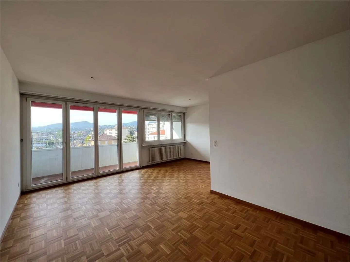 Appartamento moderno 3.5 locali - Foto 3 di 12