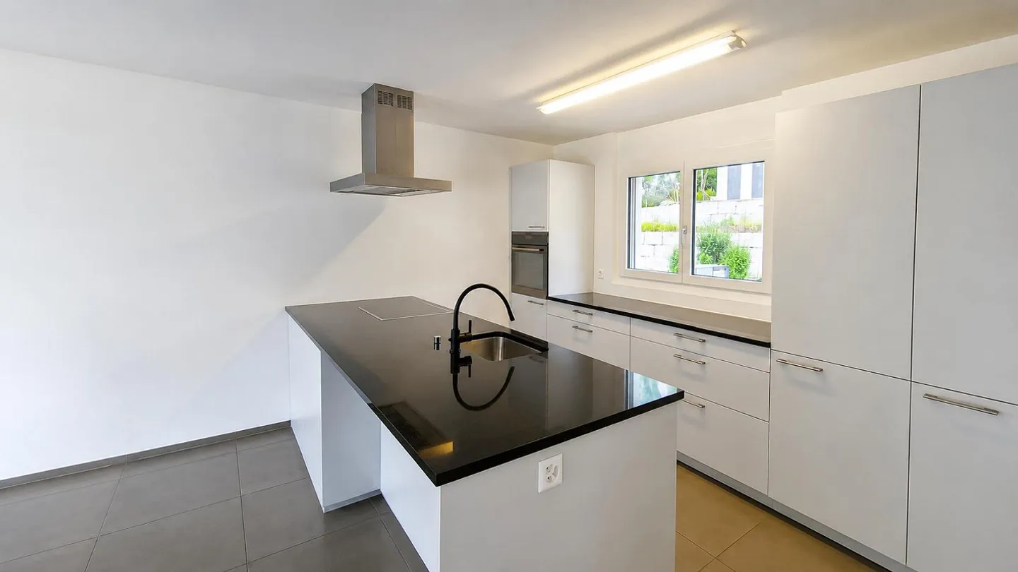 Modern 4.5 Room Semi-Detached House with Garden - Photo 2 of 15