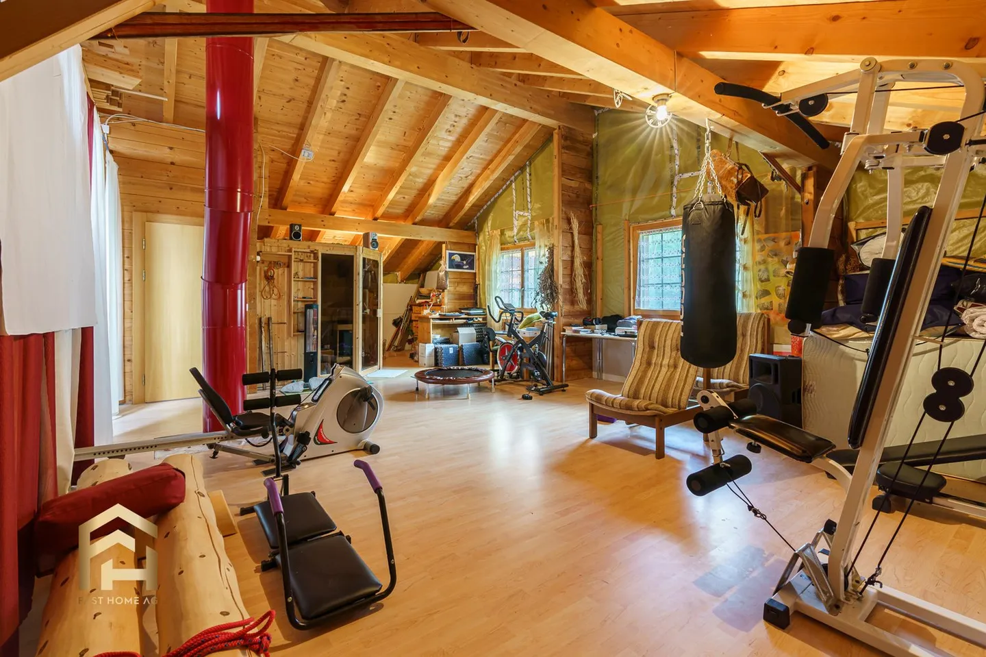 Casa in legno di larice con 5,5 stanze a Unterbäch - Foto 8 di 13