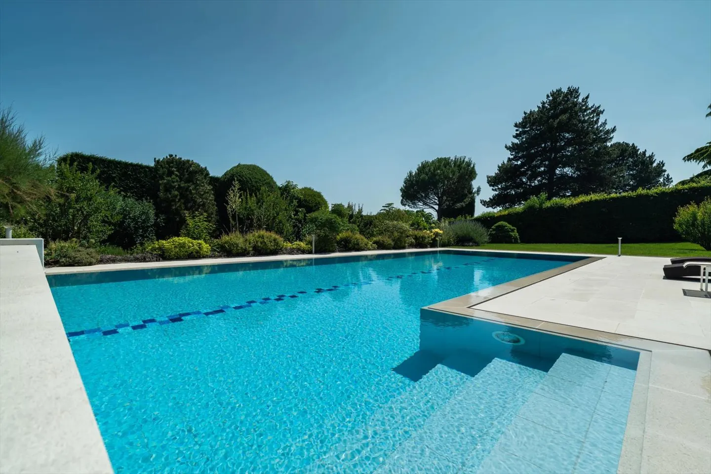 Maison 12.5 pièces - Photo 3 sur 13