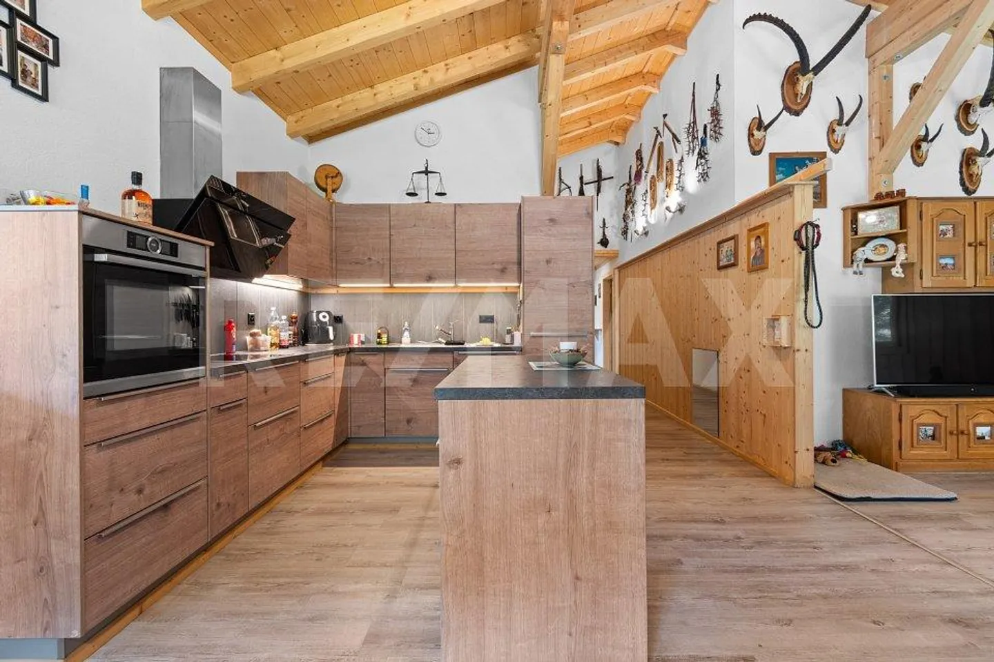Casa residenziale 4½ locali con laboratorio al piano terra - Foto 10 di 13