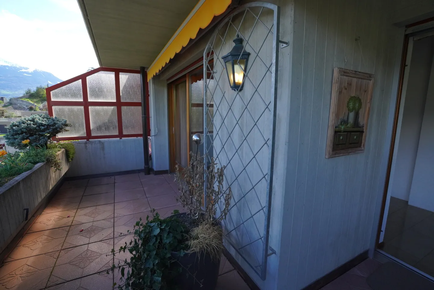 MAGNIFICENT PENTHOUSE FOR RENT IN GRAVELONE - Photo 24 of 27