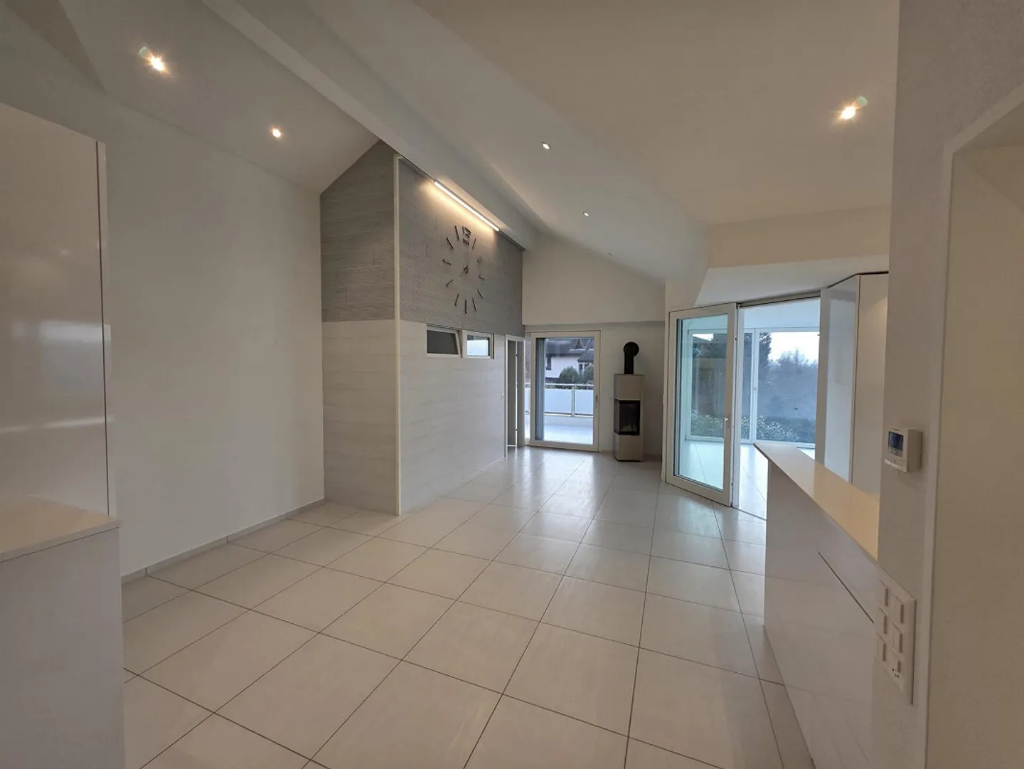 Wunderschöne Attika-Wohnung mit Aussicht - Foto 2 von 14