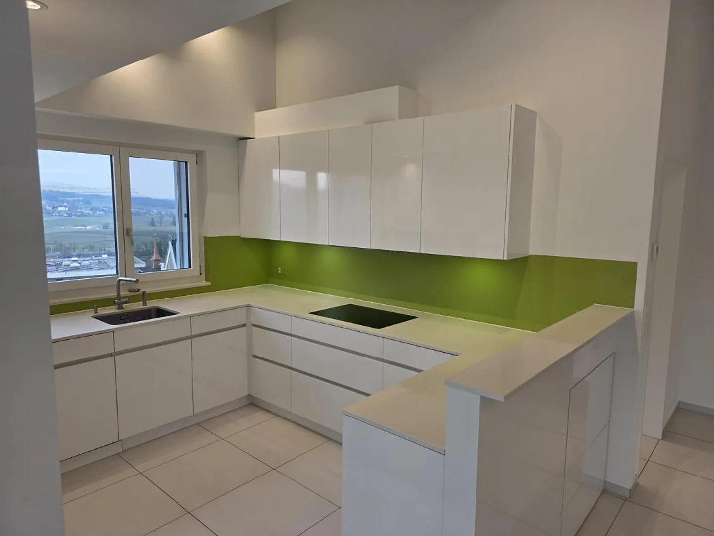 Wunderschöne Attika-Wohnung mit Aussicht - Foto 4 von 14