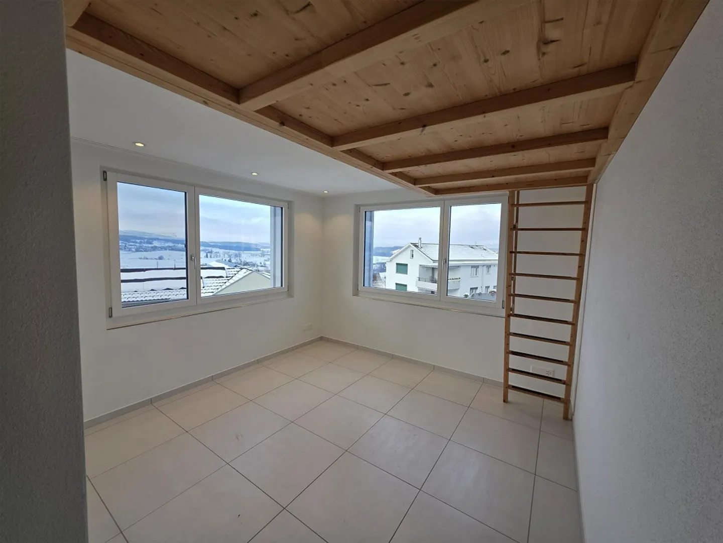 Wunderschöne Attika-Wohnung mit Aussicht - Foto 9 von 14