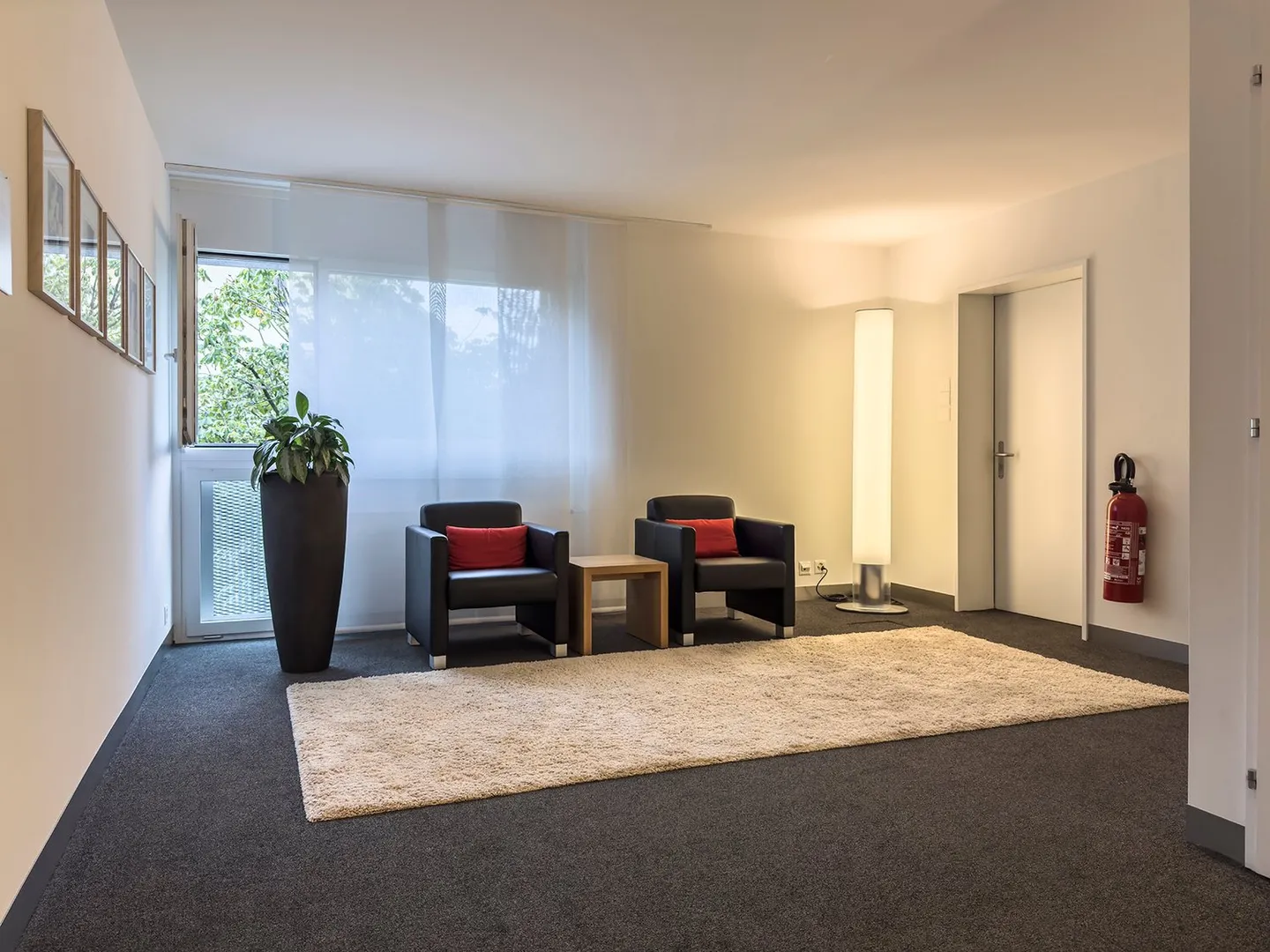 Bureaux prêts à emménager au cœur d'Uster - Photo 3 sur 14