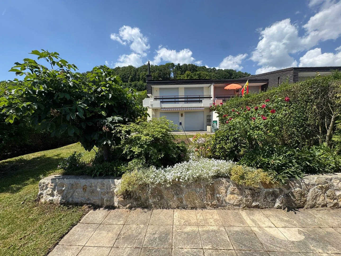 Vivre là où les autres passent leurs vacances - Votre maison avec vue sur le lac de Bienne - Photo 1 sur 13