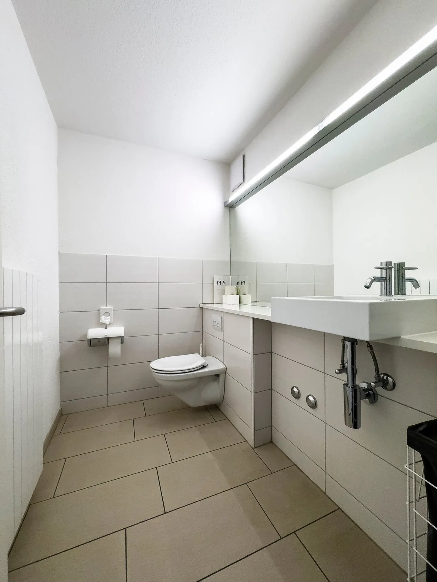 Bureaux prêts à emménager au cœur d'Uster - Photo 10 sur 14