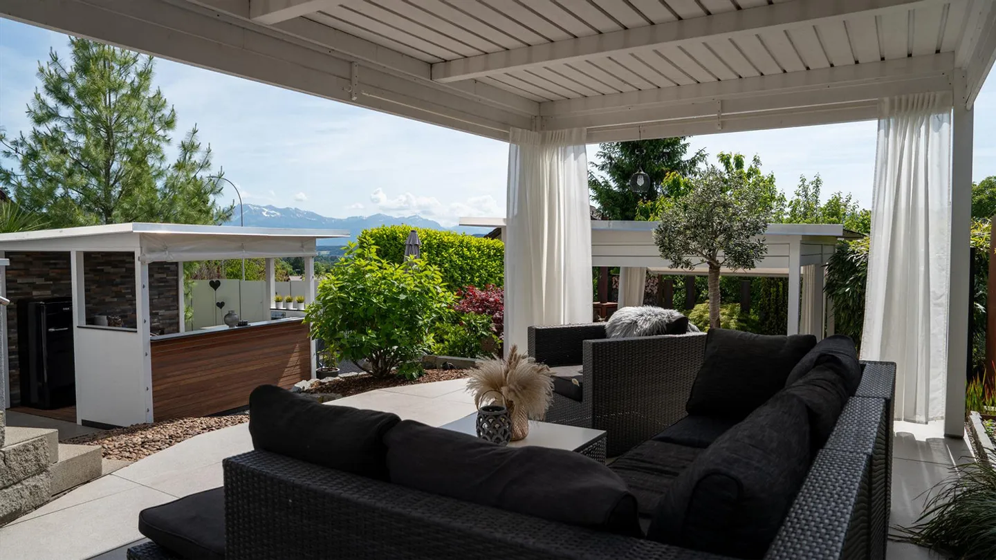 Modern Oasis with Dreamlike Lake and Mountain View - Photo 11 of 13