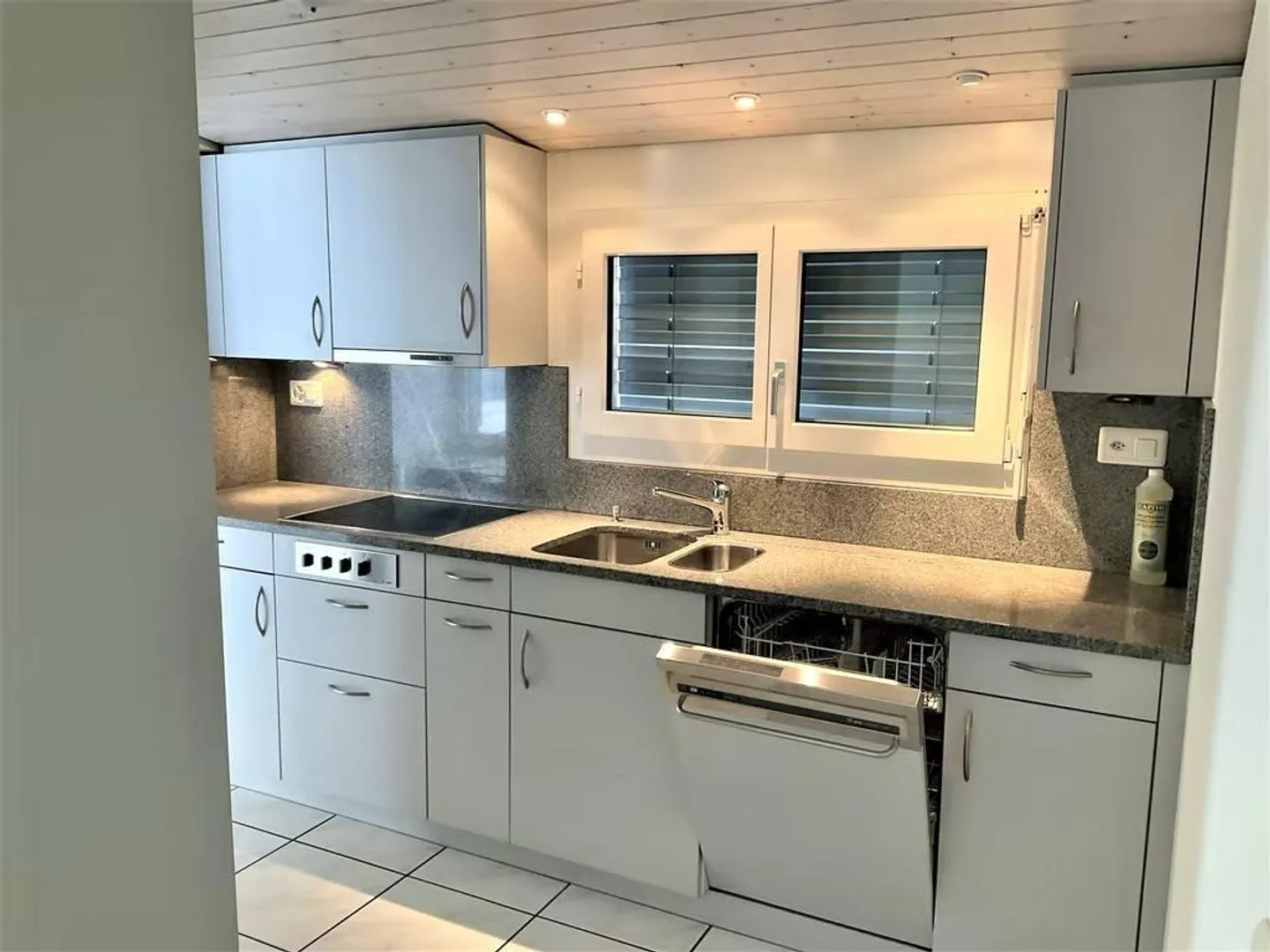 Bright 3.5-room apartment with natural view and plenty of daylight - Photo 4 of 11