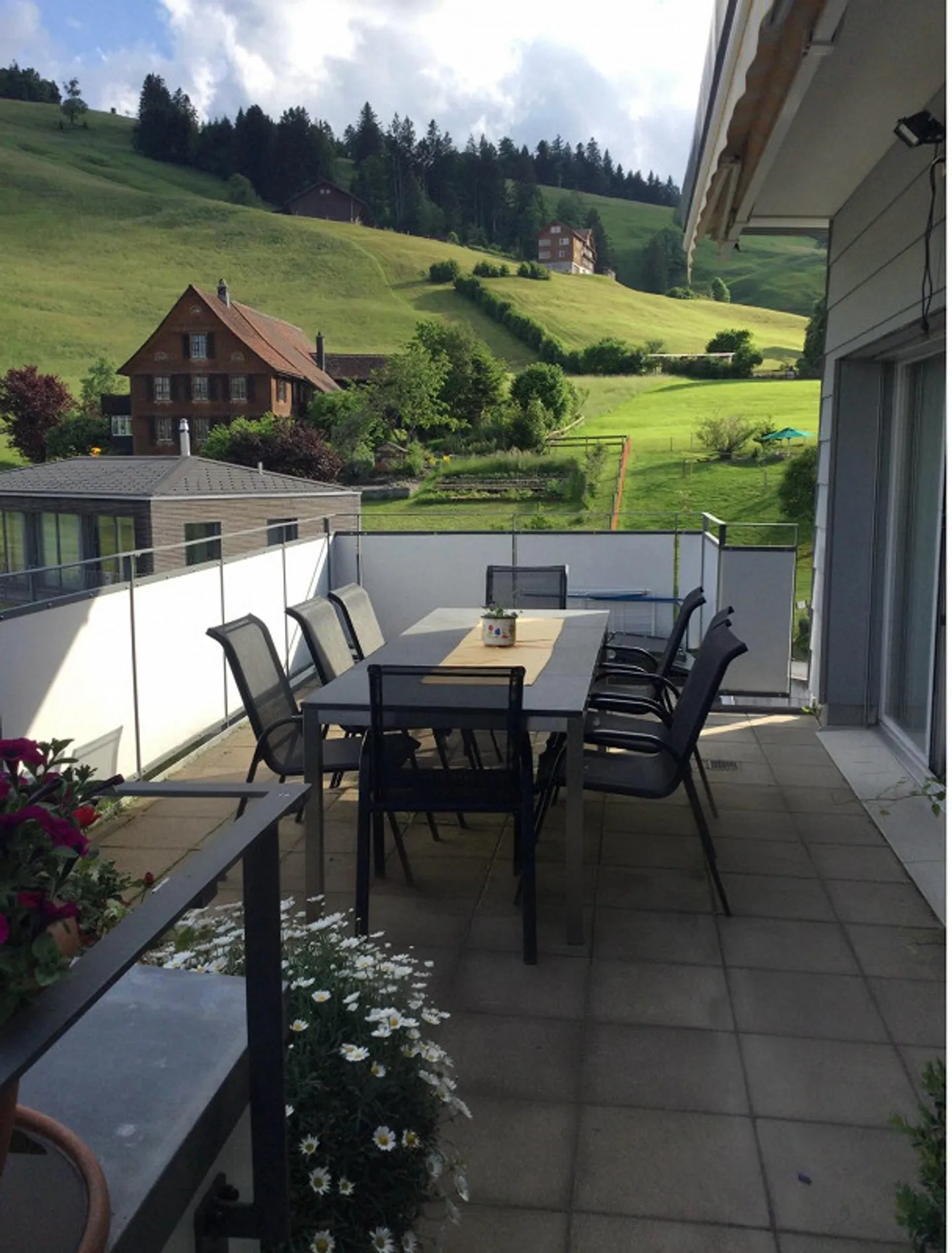 Bright 3.5-room apartment with natural view and plenty of daylight - Photo 8 of 11