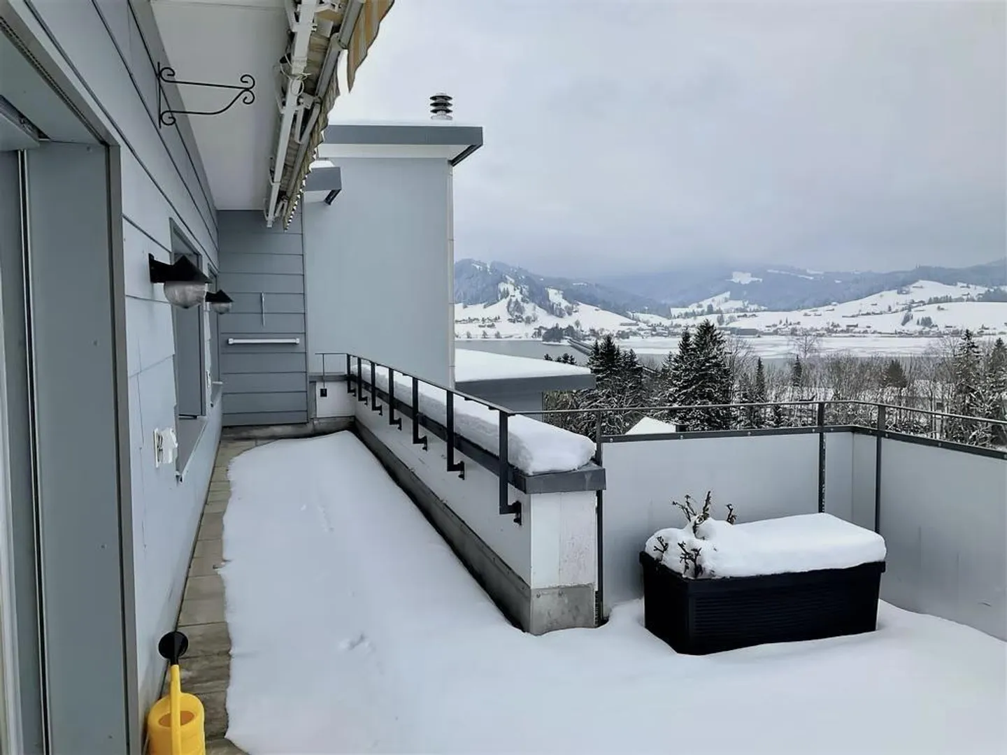 Bright 3.5-room apartment with natural view and plenty of daylight - Photo 9 of 11