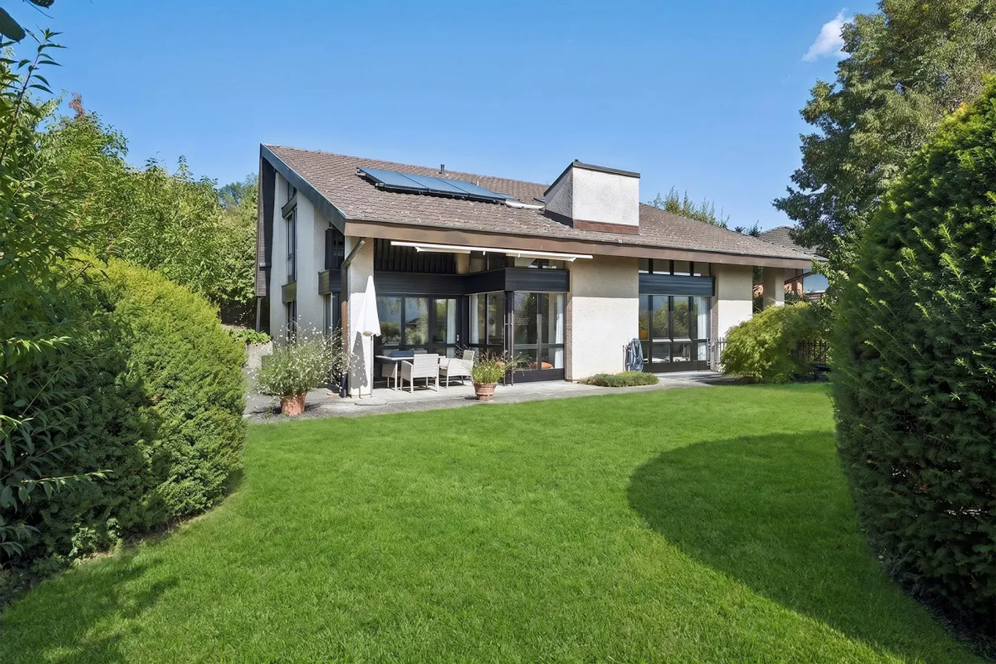 Una casa piena di prospettive - Foto 1 di 12