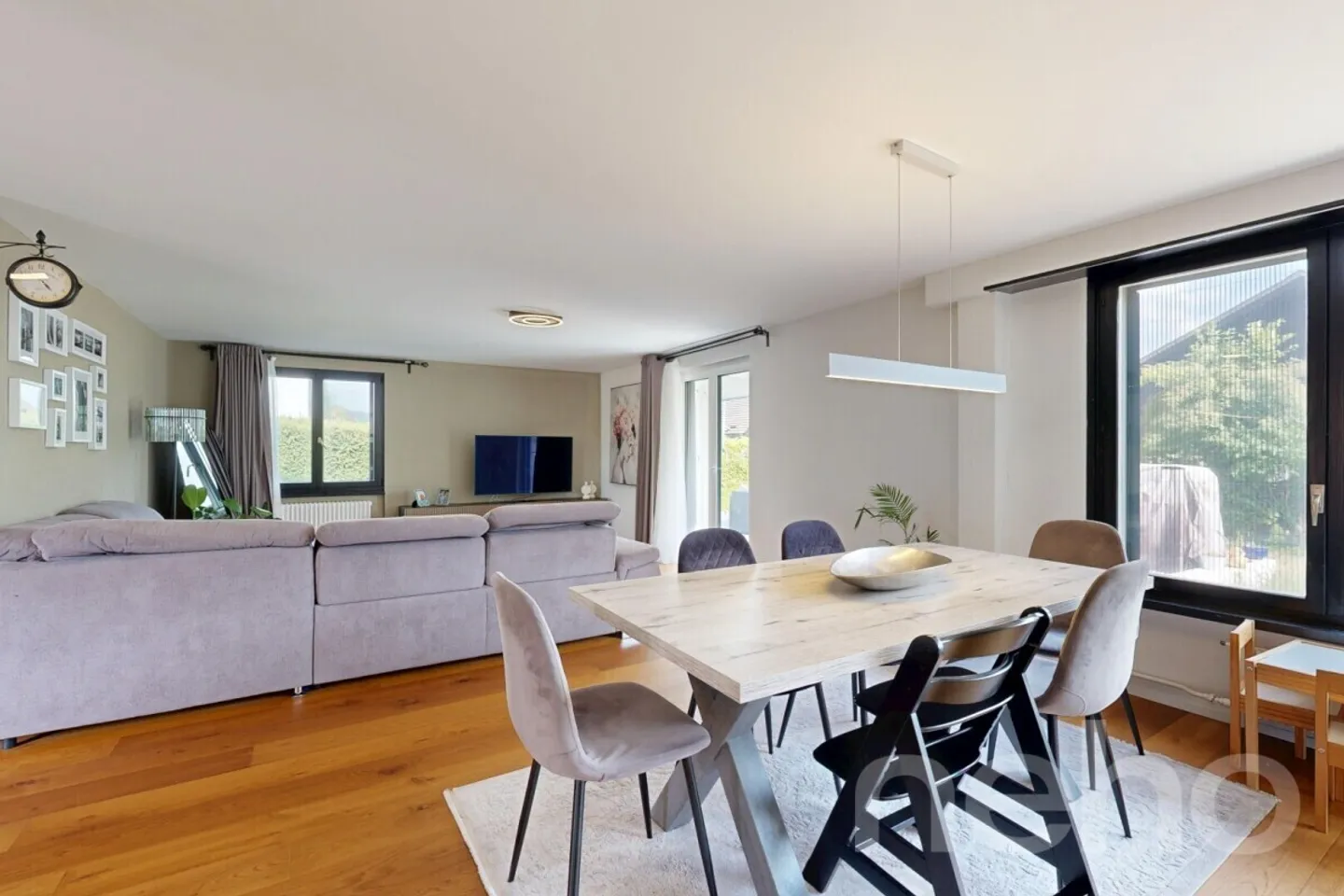 Modernized Single-Family Home with Designer Kitchen and Conservatory - Photo 3 of 12