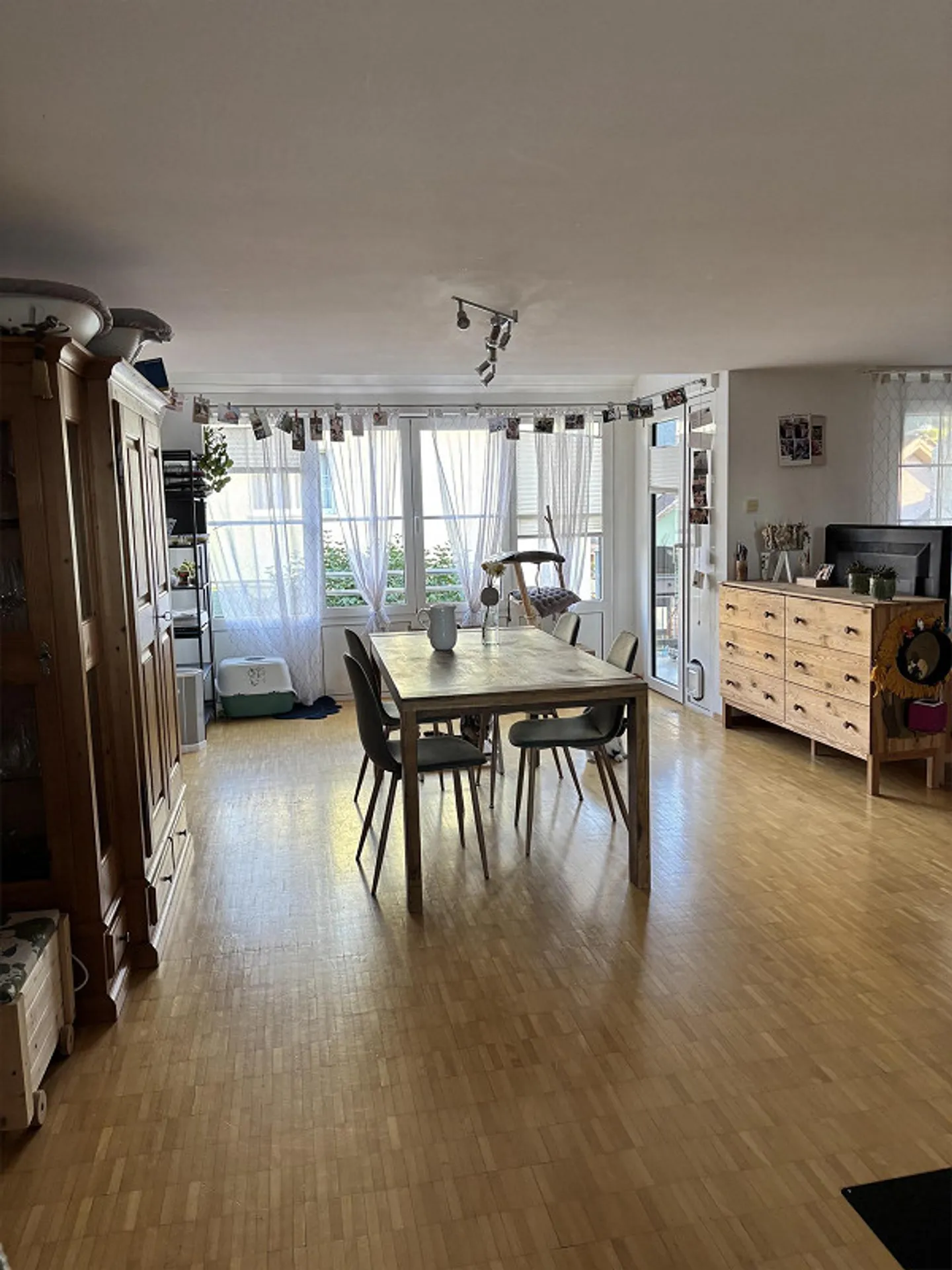 Charming 3.5 Room Apartment - Photo 1 of 11