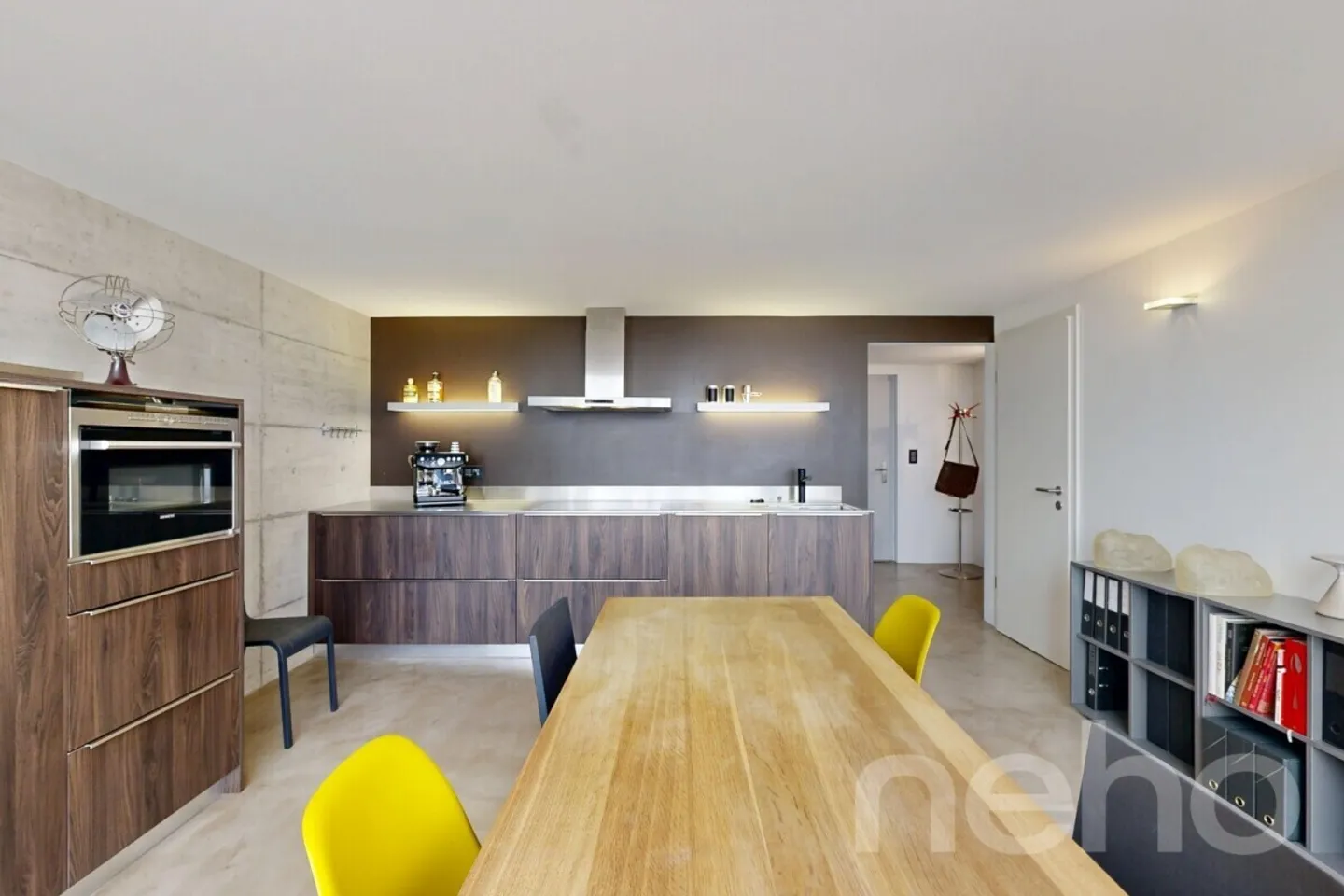 Unique : Duplex contemporain / grand balcon ouest / vue partielle sur le lac - Photo 11 sur 13