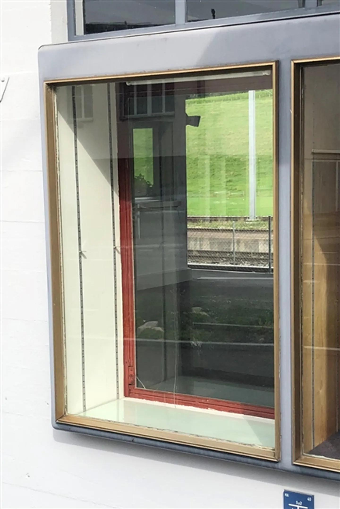 Platzieren Sie Ihre Werbung am Bahnhof Sumiswald-Grünen - Foto 2 von 2