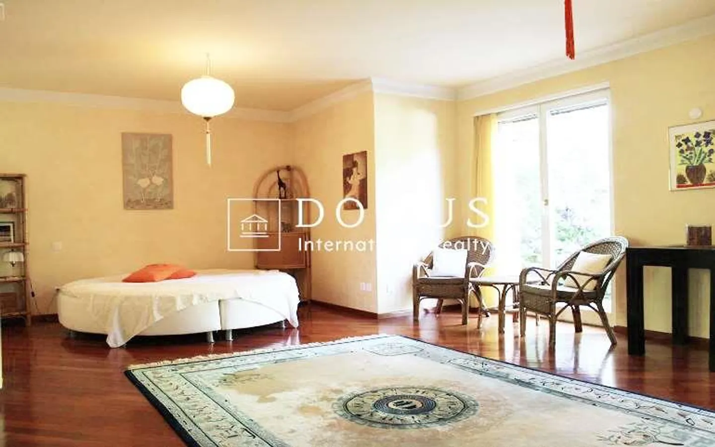 Villa mit großem Park und 3 Pferdeboxen - Foto 9 von 13
