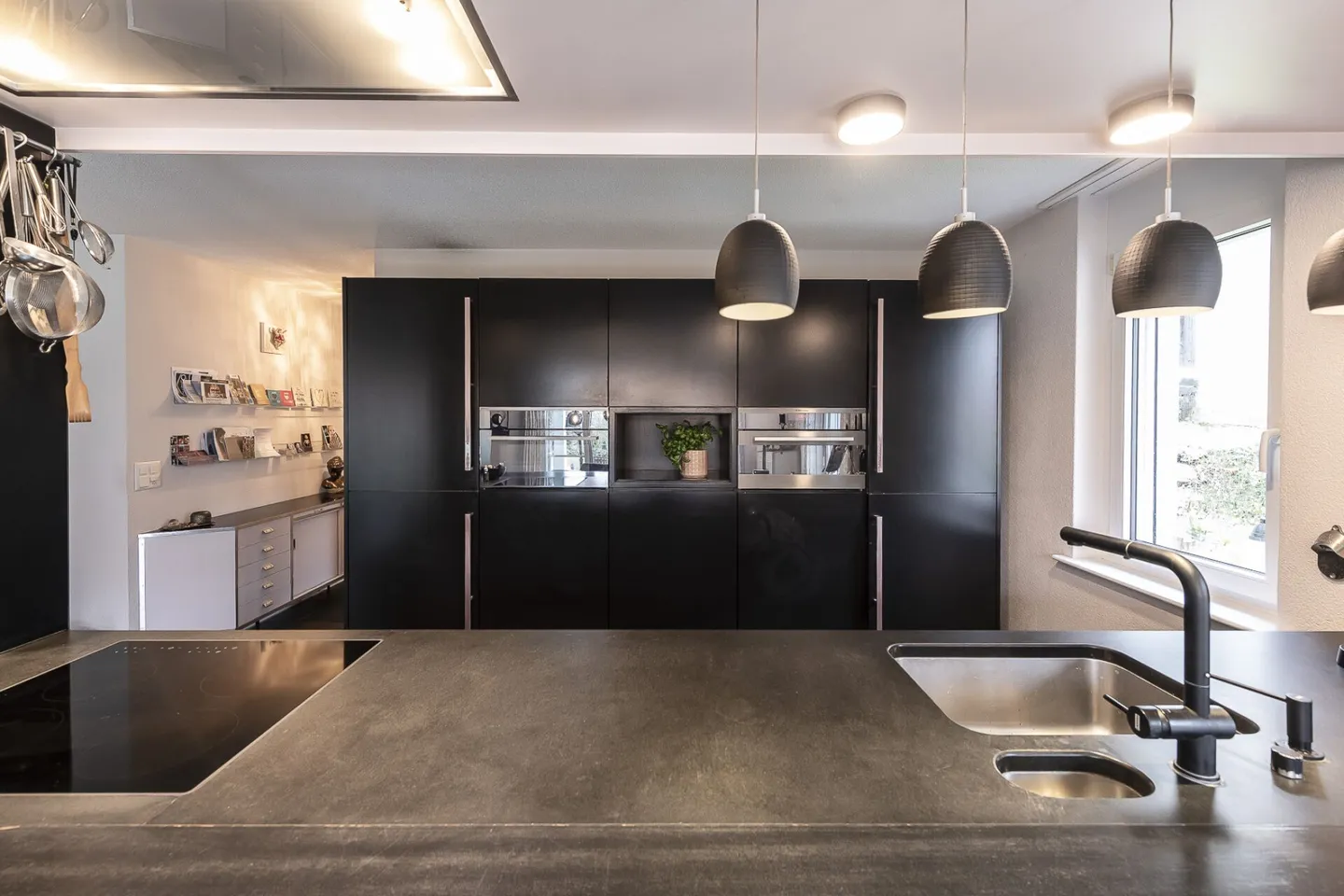 Spacious 5.5 Room Condominium with Parking Space - Photo 13 of 36