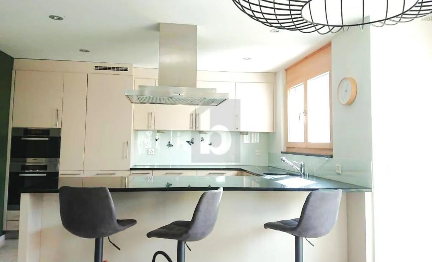 ILLUMINATO, CON TERRAZZA, IN POSIZIONE TOP - Foto 3 di 5