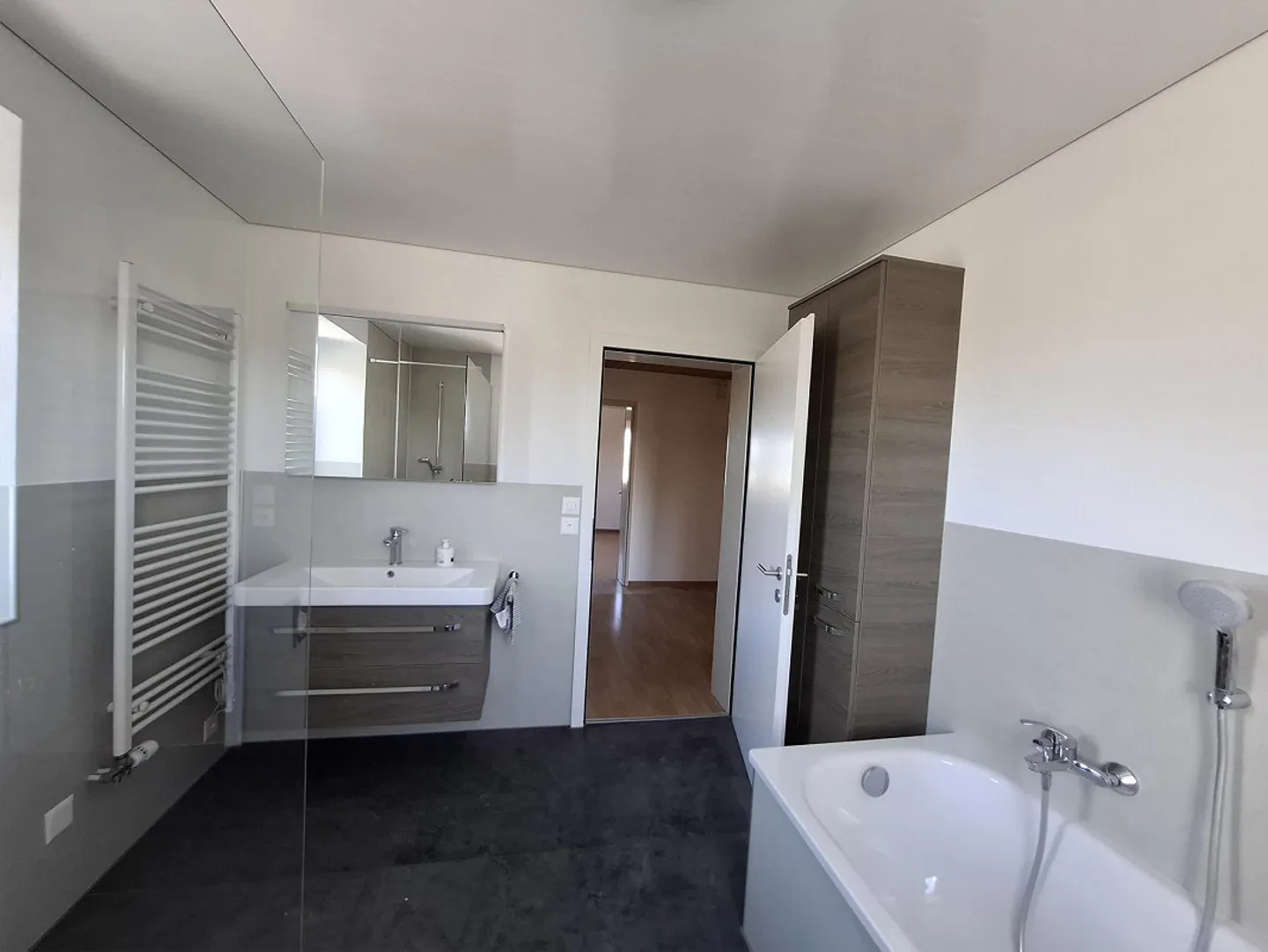 Ampio appartamento di 6½ stanze nel rettorato storico - Foto 4 di 29