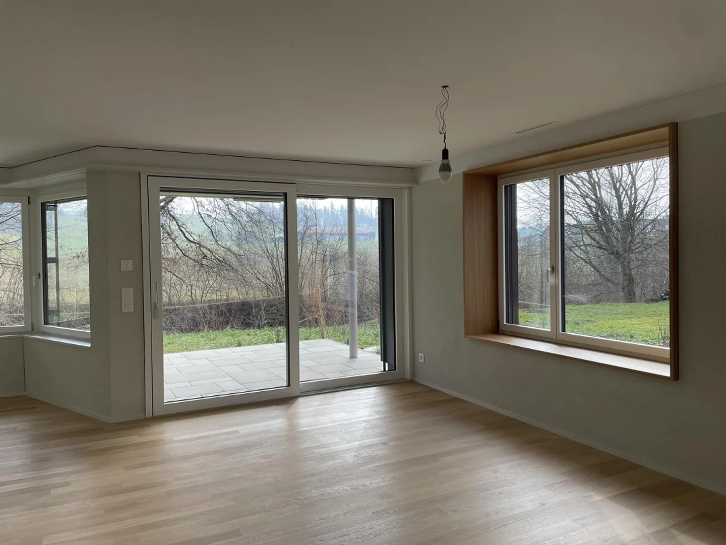 Charming Family Apartment - Photo 3 of 20