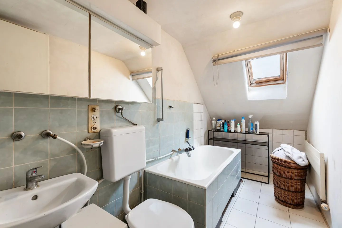 2-family house with garden and 4 parking spaces in Reinach AG - Photo 11 of 14