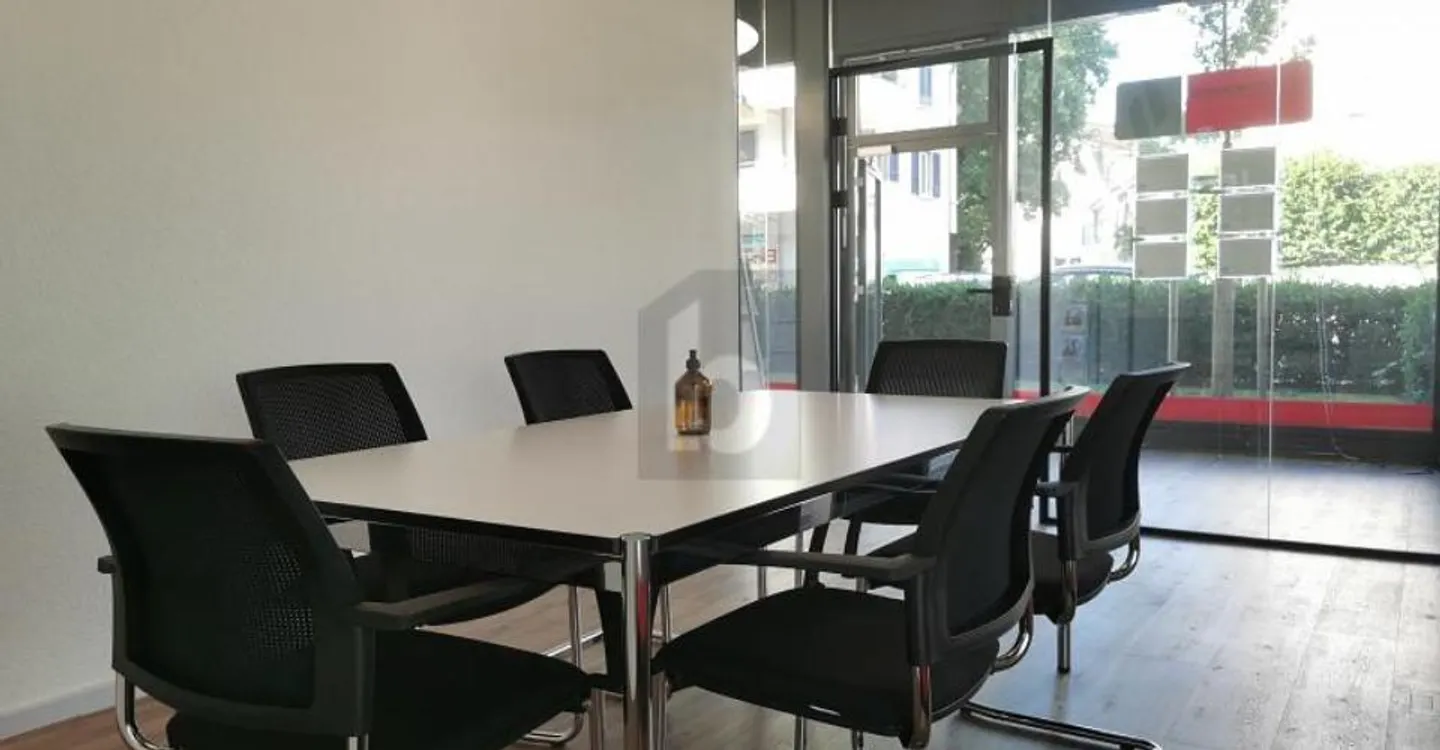 Modernes Büro in Basel - Foto 2 von 6