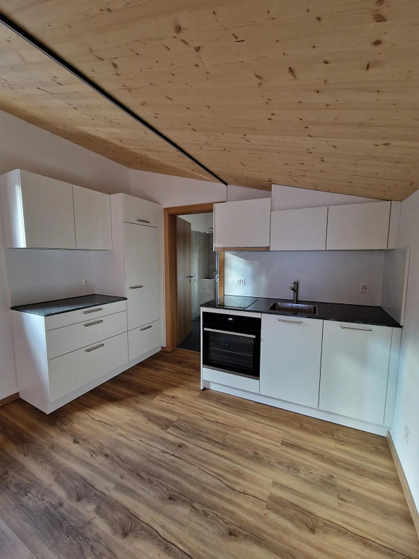 Appartamento studio 1,5 camere in una posizione da sogno - Foto 4 di 8