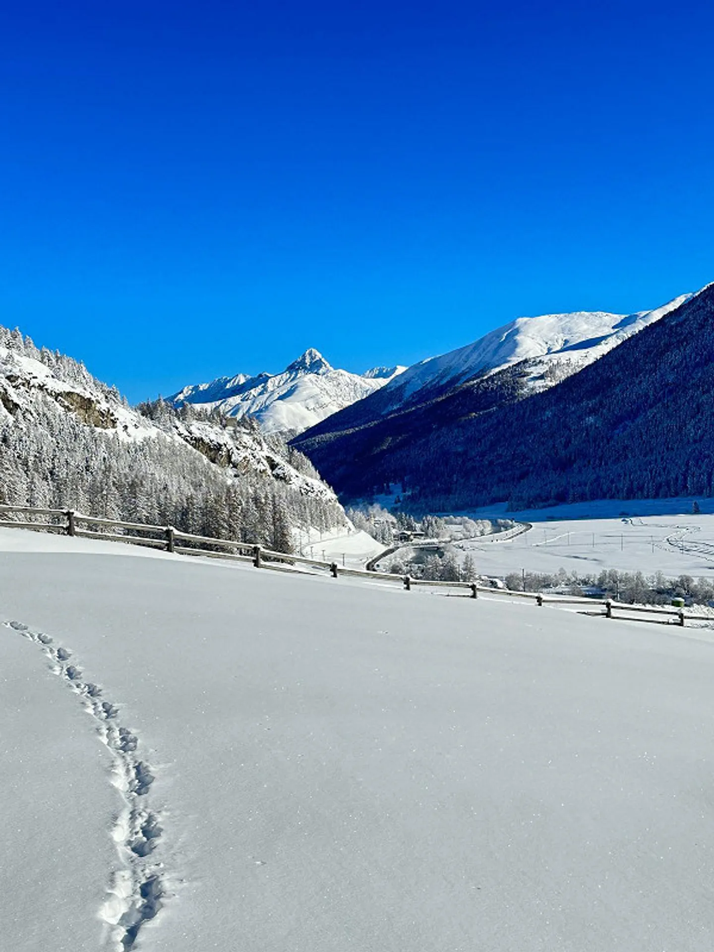 Exclusive duplex apartment with breathtaking views - Photo 4 of 15