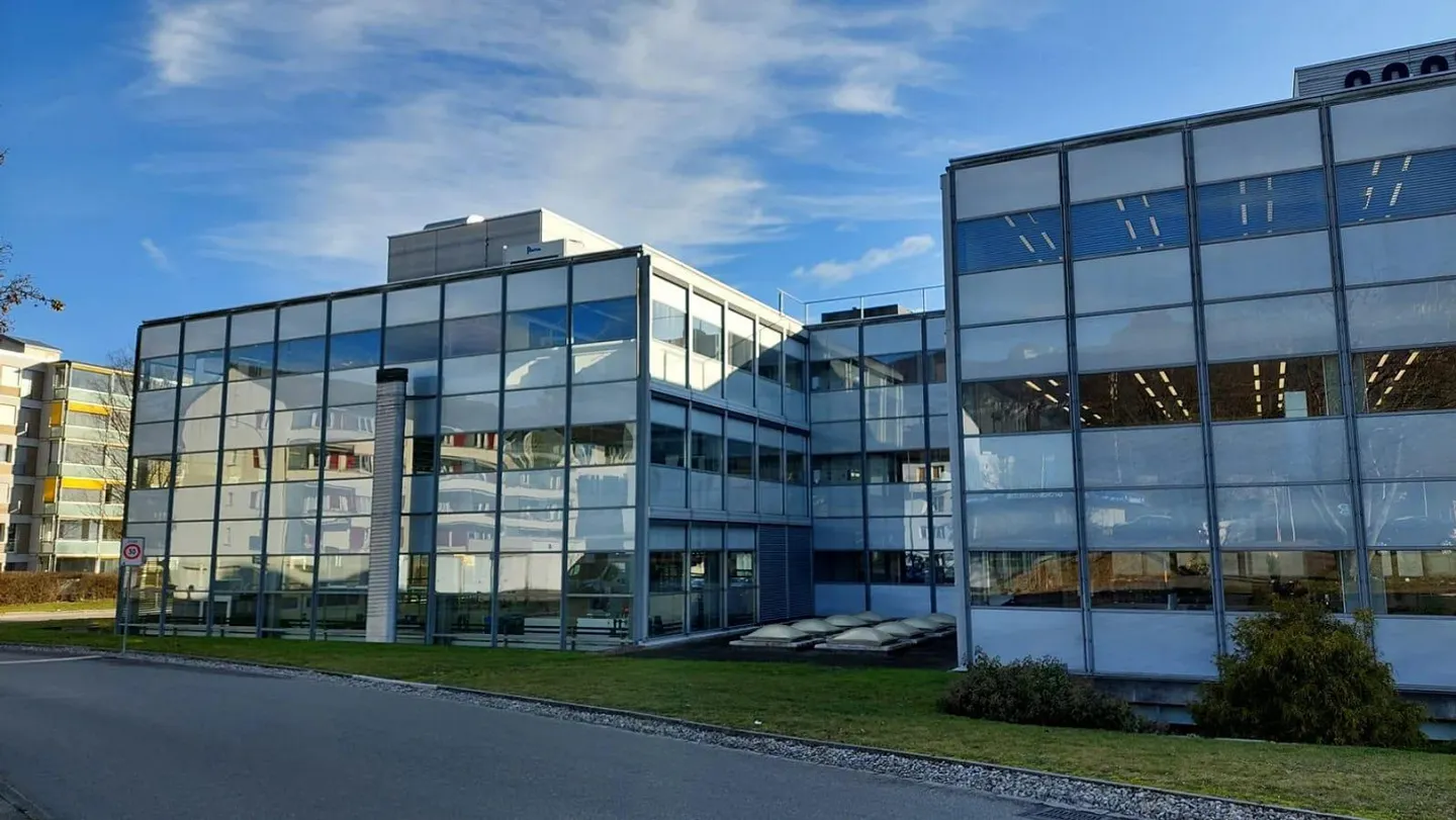 Spazi per uffici/commerciali climatizzati in affitto a Bellach - Foto 7 di 8