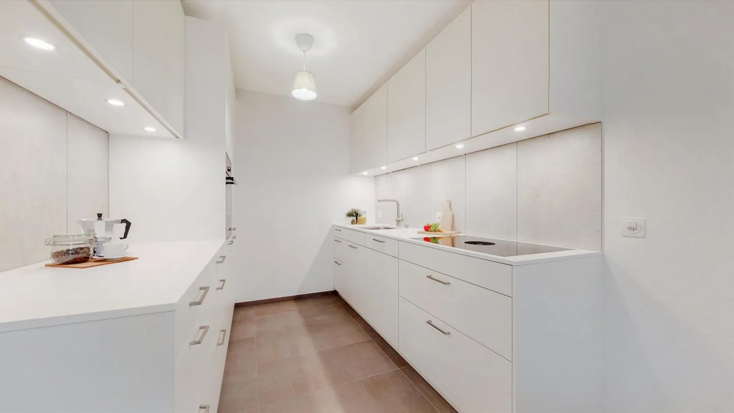 In un ambiente verde con area salotto nel giardino - Foto 3 di 6