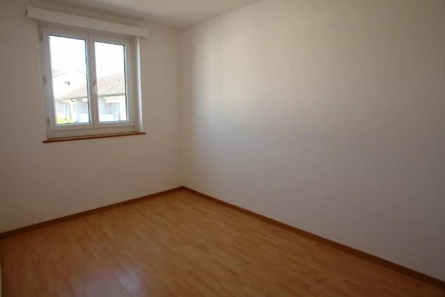 Comfortable beautiful apartment in a quiet neighborhood - Photo 5 of 6
