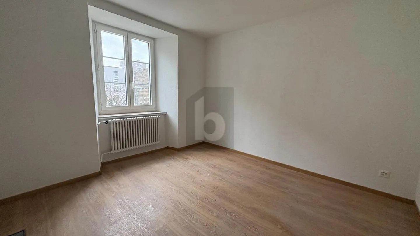 Appartement Charmant Rénové - Photo 4 sur 5