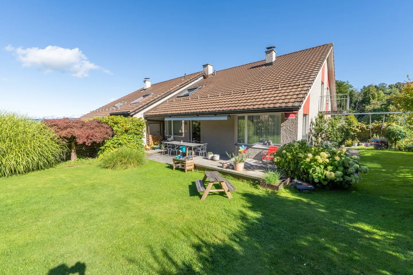 Casa unifamiliare di 5,5 stanze pronta per essere abitata in una posizione privilegiata a St. Georgen - Foto 3 di 12