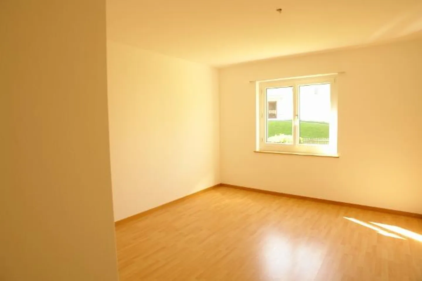 Comfortable beautiful apartment in a quiet neighborhood - Photo 6 of 6