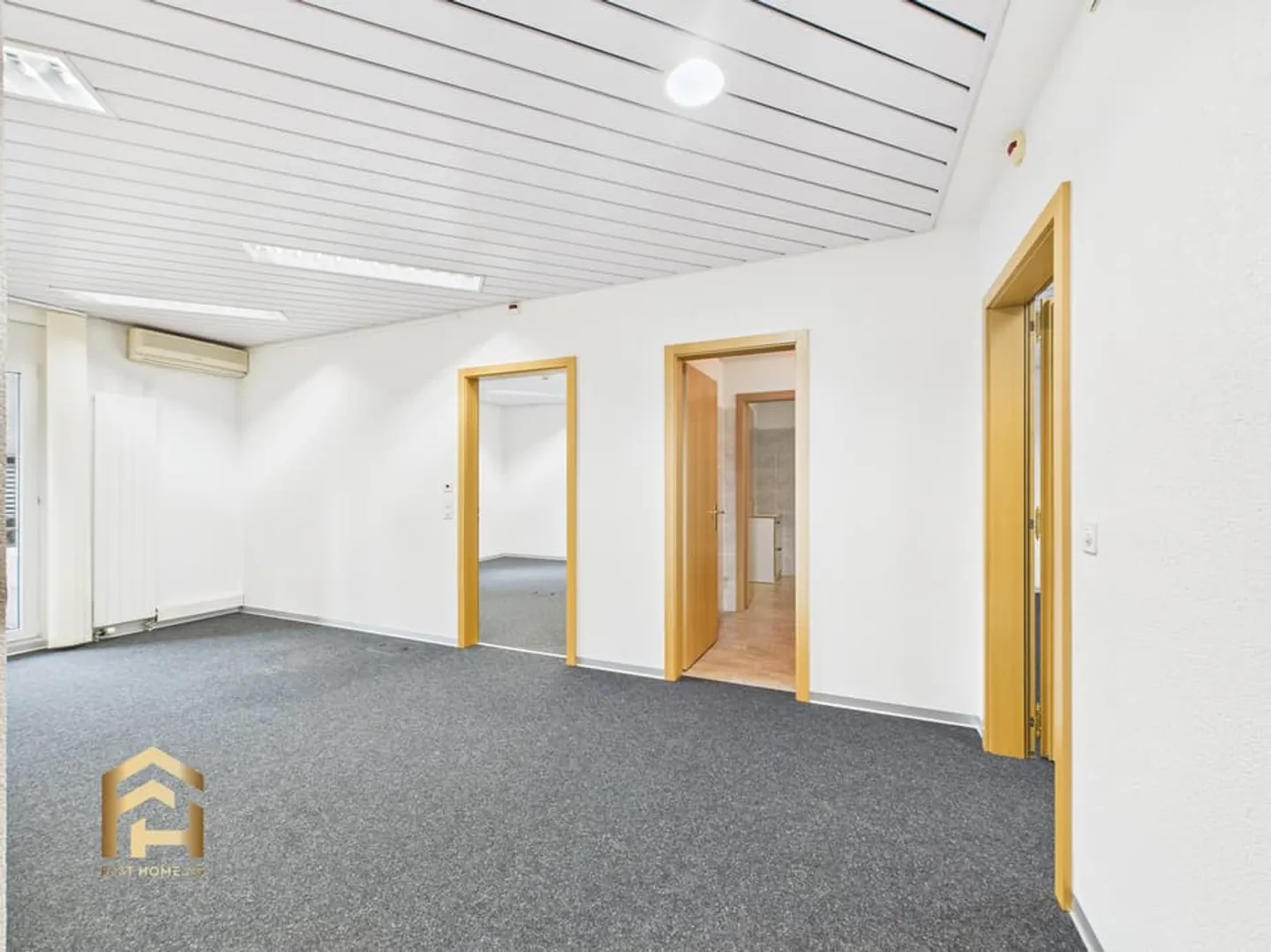 Modern Office Spaces in Central Location in Brig - Photo 6 of 13