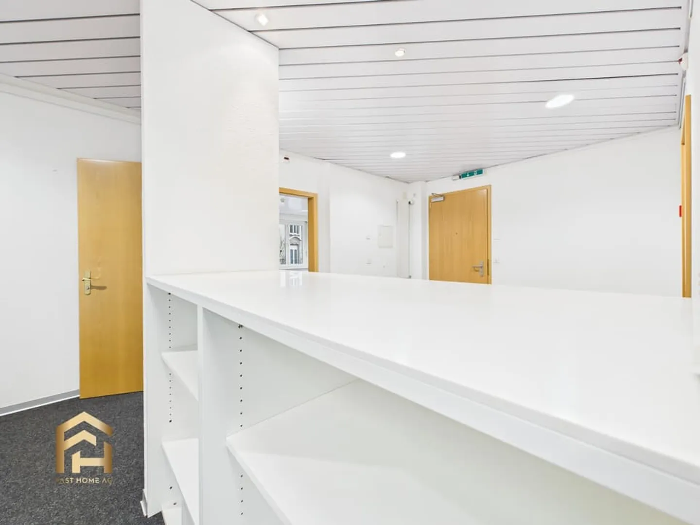Modern Office Spaces in Central Location in Brig - Photo 9 of 13