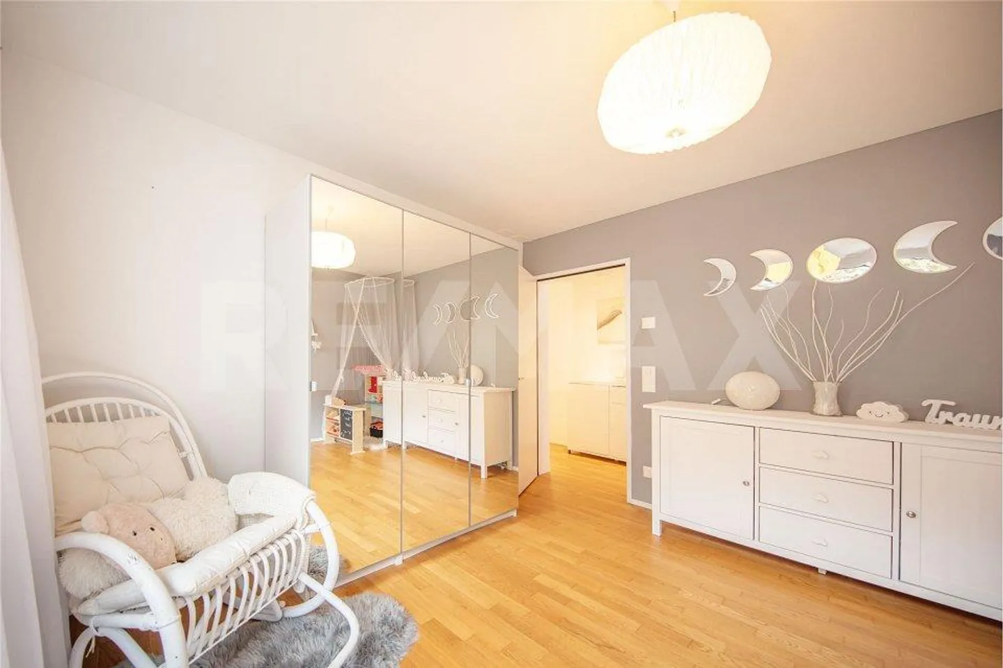 Modern 4.5-Room Apartment at Lake Lucerne - Interesting Offer - Photo 8 of 13