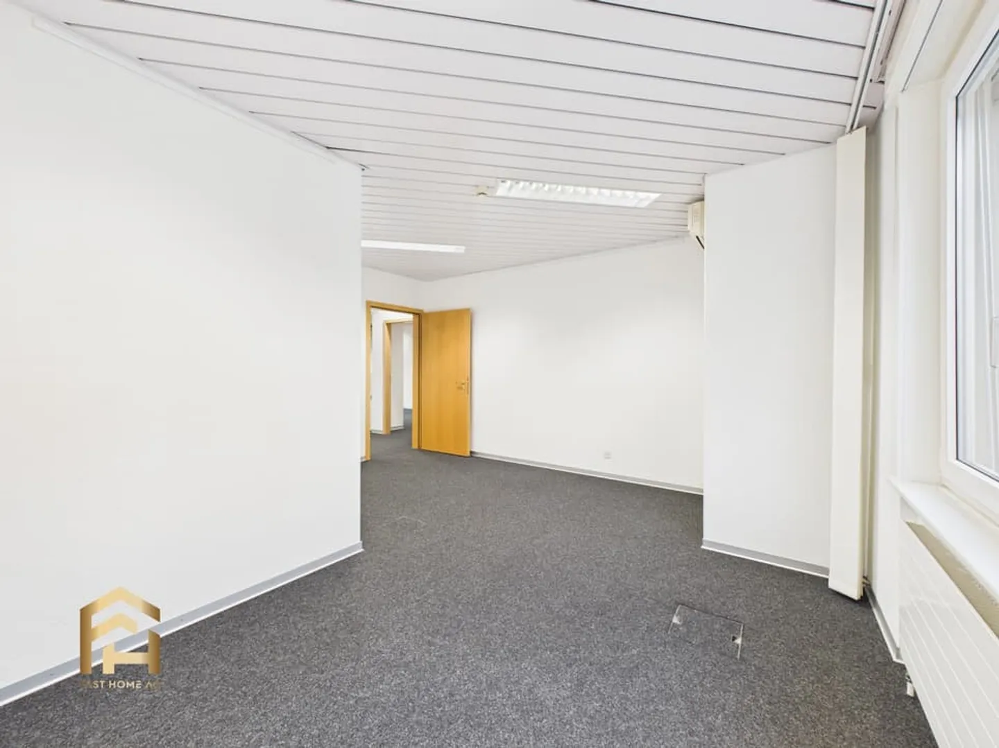 Modern Office Spaces in Central Location in Brig - Photo 8 of 13