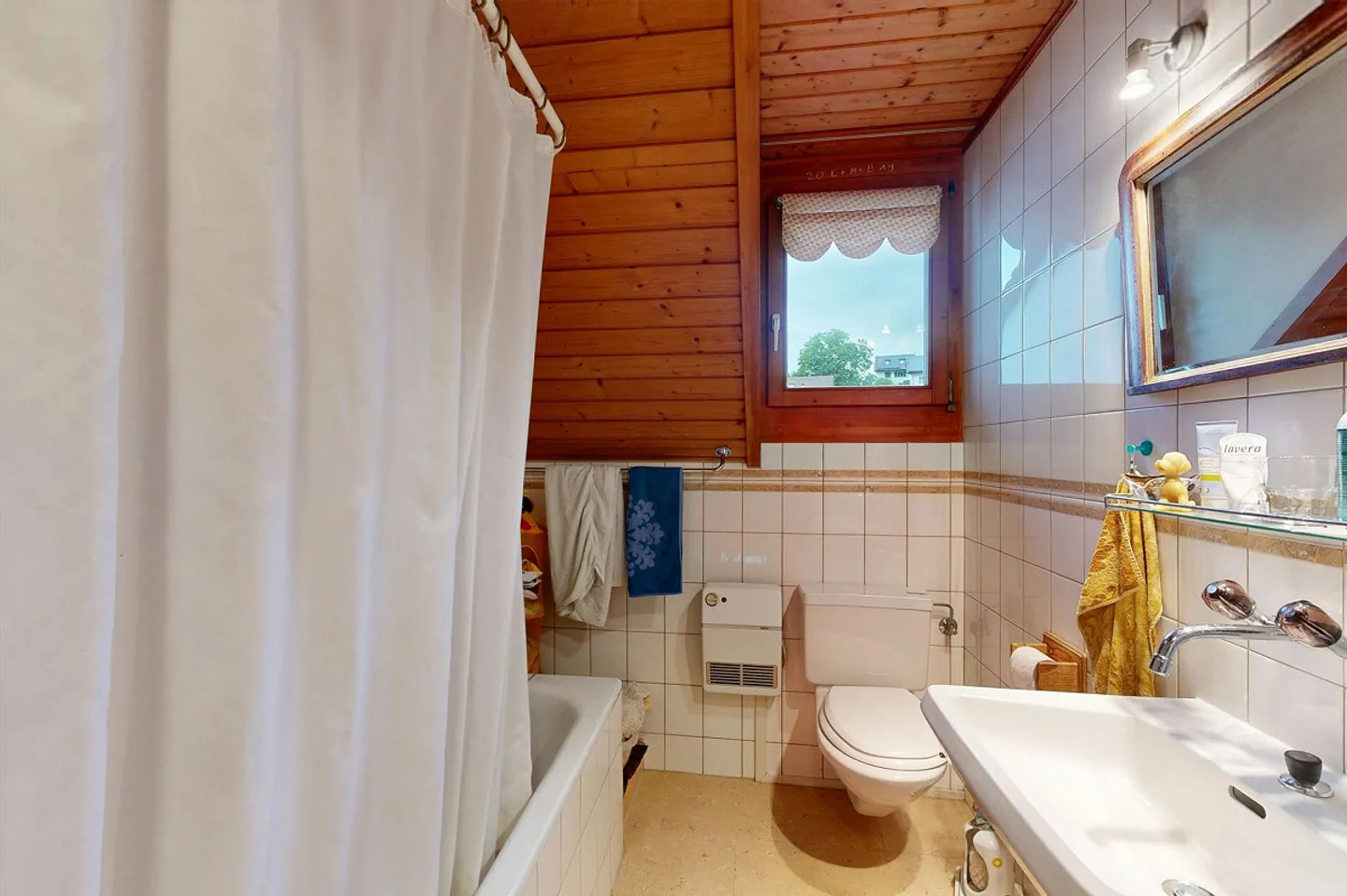 Charming 5-Room Corner House in the Village Center - Photo 9 of 12