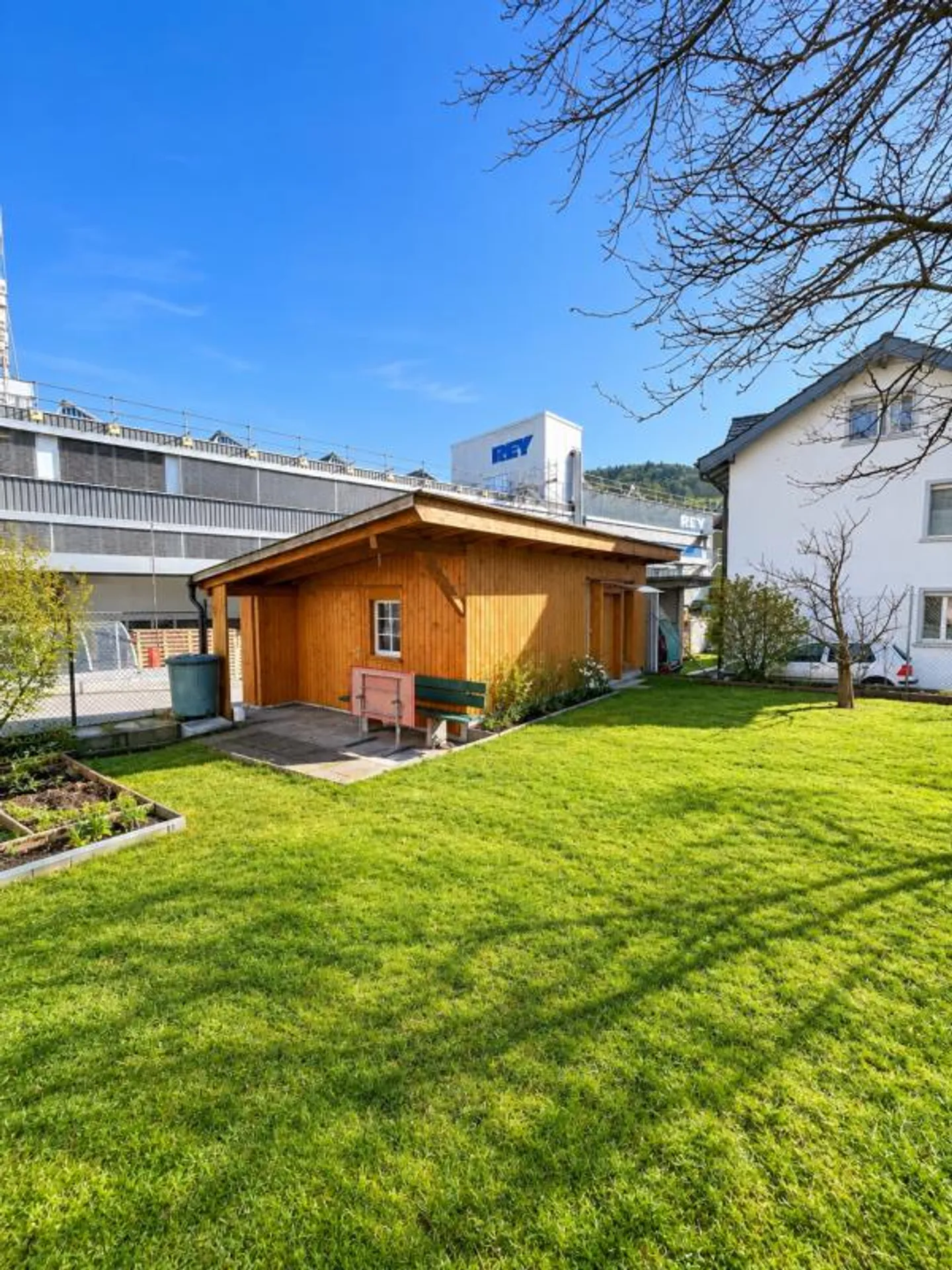 Maison de jardin de loisir avec des plates-bandes à louer - Photo 1 sur 4