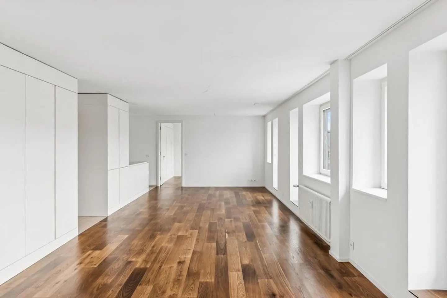 Bel appartement de 2,5 pièces sur la promenade du lac - Photo 1 sur 11