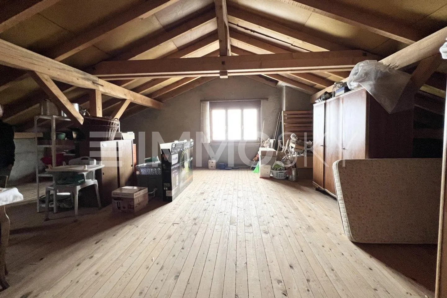 Investissez dans cet immeuble de rendement - Photo 3 sur 4