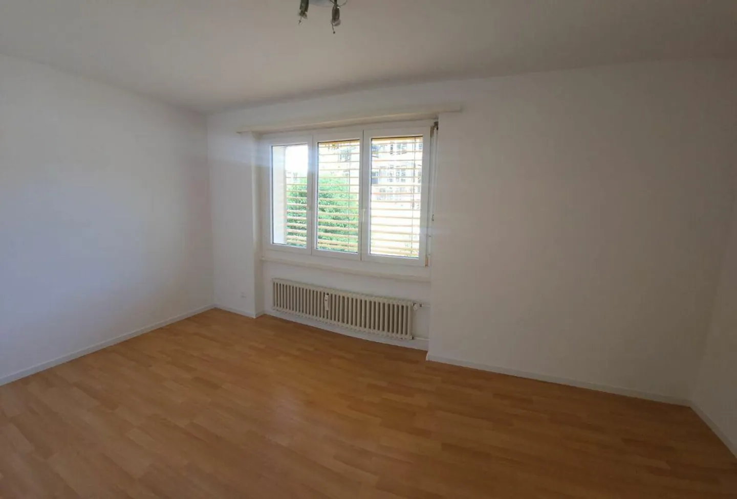 Appartement agréable de 3 pièces - Photo 4 sur 9