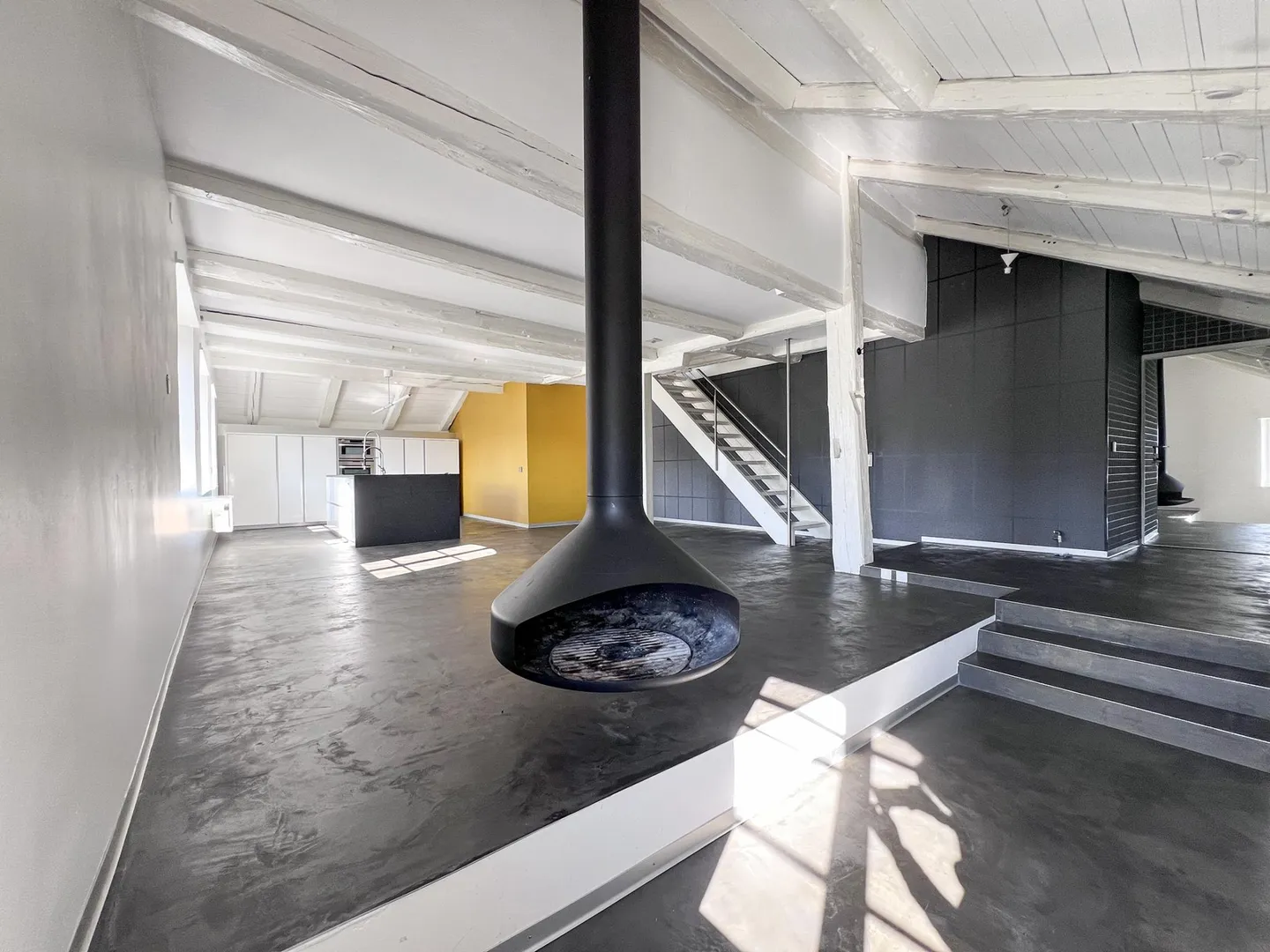 Duplex affascinante con vista su Val-de-Ruz ? 4,5 stanze 159 m² - Foto 2 di 10