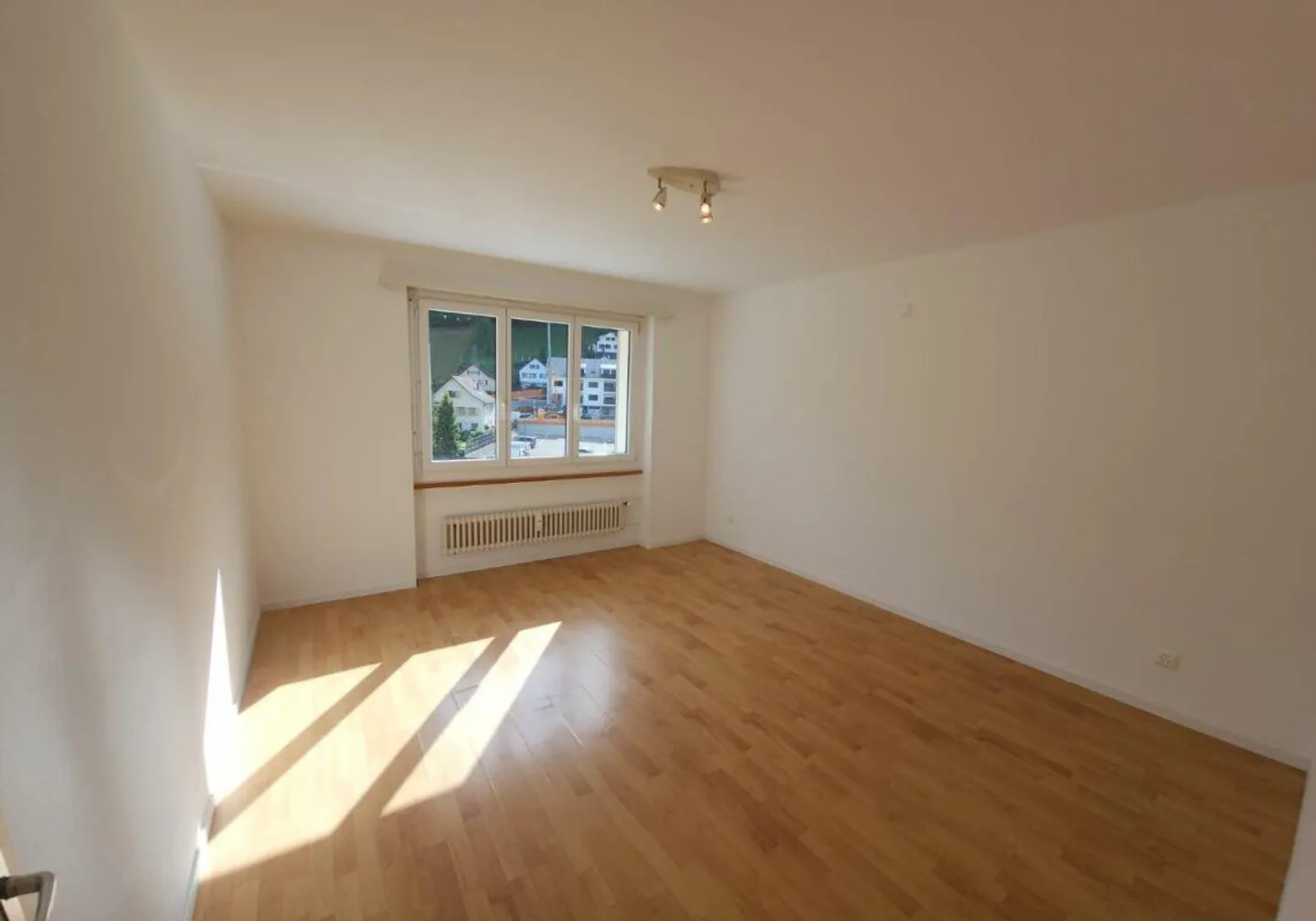 Appartement agréable de 3 pièces - Photo 6 sur 9