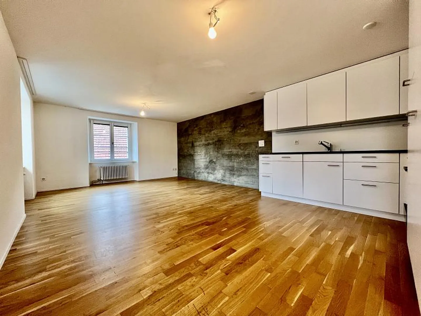 Appartement 2.5 pièces élégant - Photo 1 sur 5