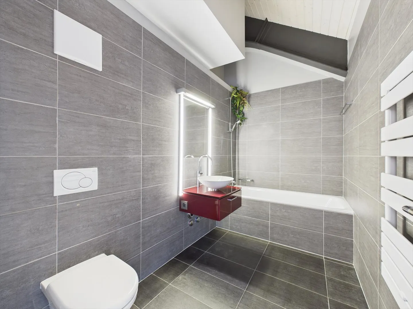 Magnifico loft di 2,5 locali con vista mozzafiato a Ballaigues - Foto 5 di 12