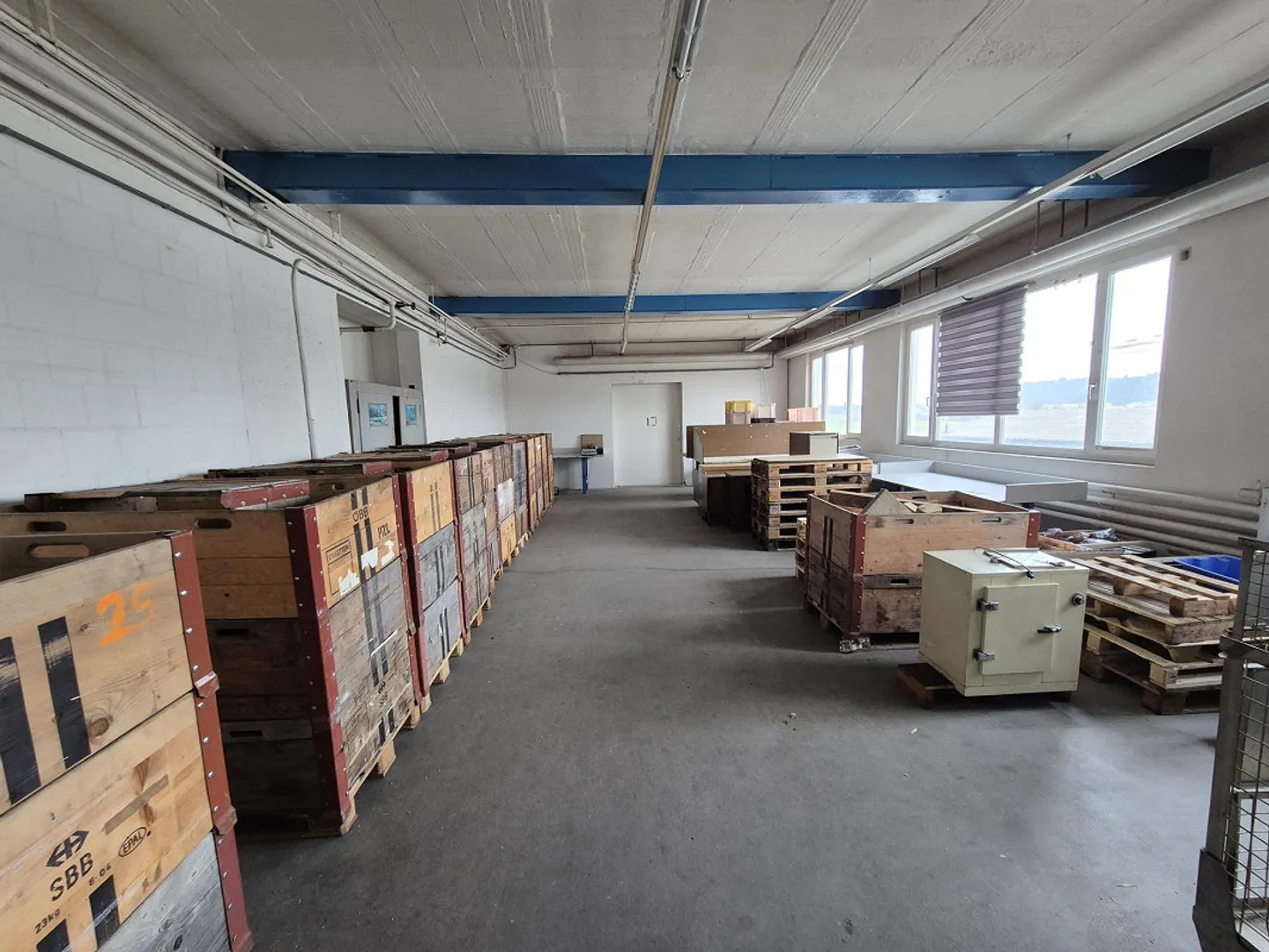Office and Warehouse - Photo 5 of 6